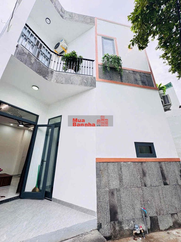 bán nhà 2 tầng mới full nội thất cao cấp kiệt oto Trường Chinh