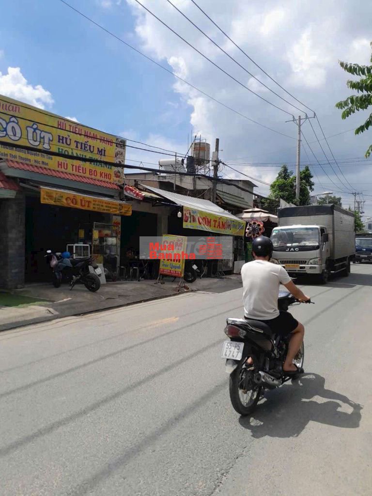 Bán nhà Mặt tiền Đ.Nguyễn Thị Tiểu kinh doanh buôn bán sầm uất