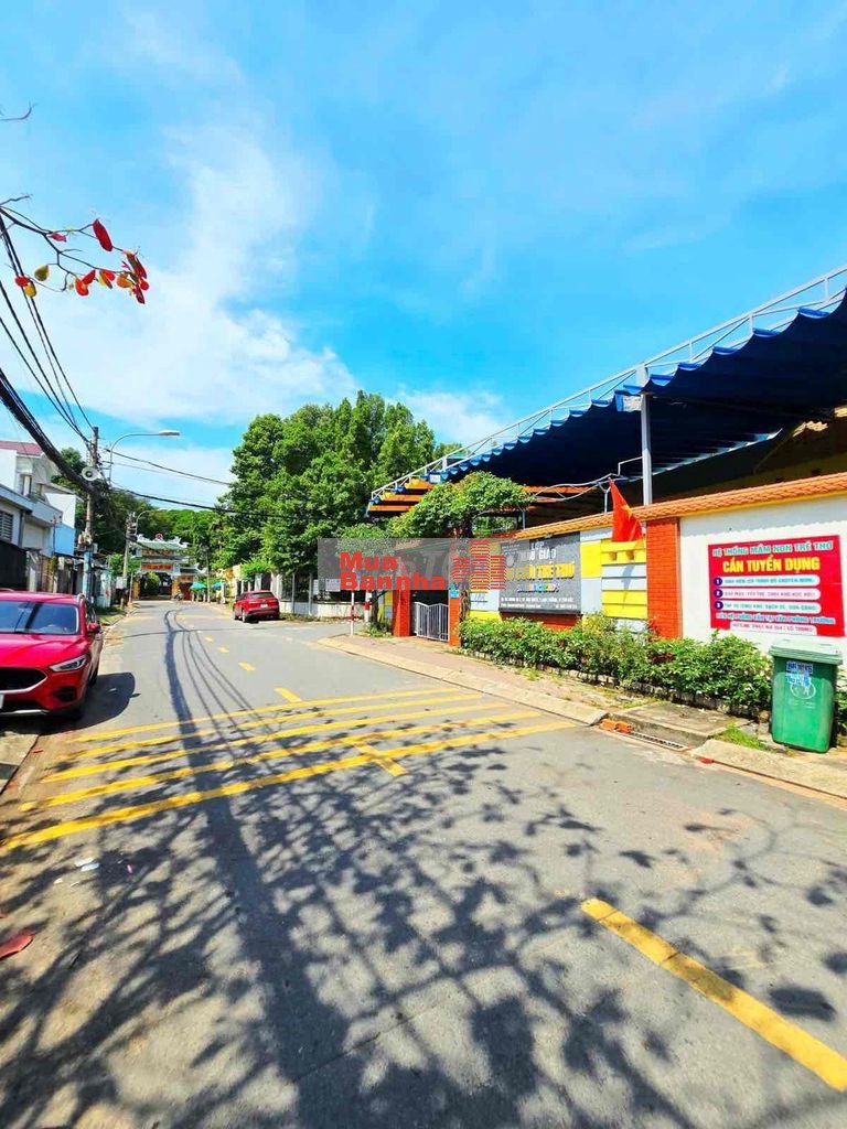 🔥 NHÀ PHỐ LONG TRƯỜNG – 2 TẦNG ĐẸP NHƯ MỚI – ĐƯỜNG Ô TÔ – GẦN CHỢ – CH