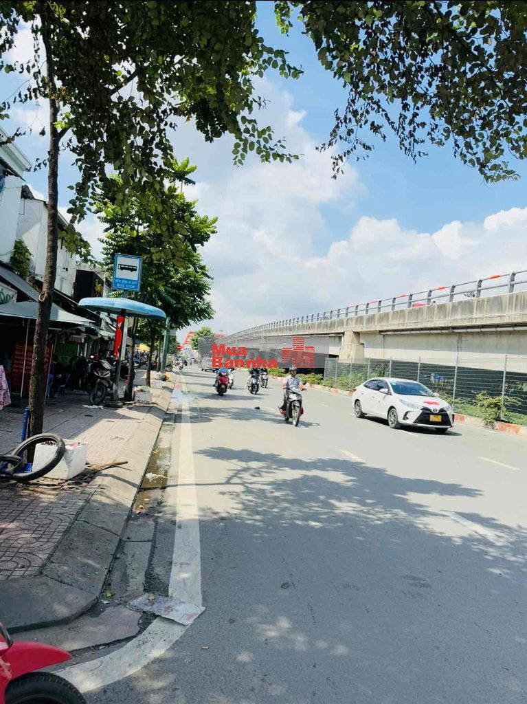 GẦN VÒNG XOAY PHẠM VĂN ĐỒNG - GIGAMAILL - CẦU BÌNH TRIỆU