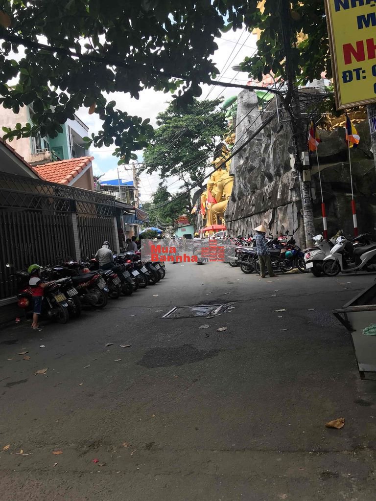 bán nhà mặt tiền hẻm xe tải. đang kinh doanh 4,2x16