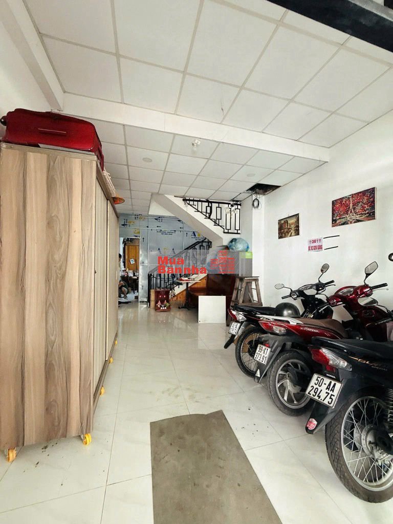 Bán gấp ,nhà 5,3 x 17 m ,8 phòng Huỳnh Tấn Phát ,Tân Thuận Tây ,Quận 7