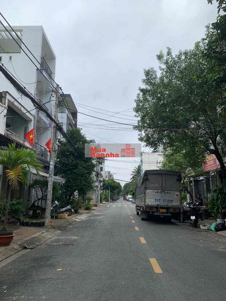 Chủ kẹt bán gấp MTNB Trần Thủ Độ. Dt 4.1m x 19m. Nở hậu. Giá 8.5 tỷ