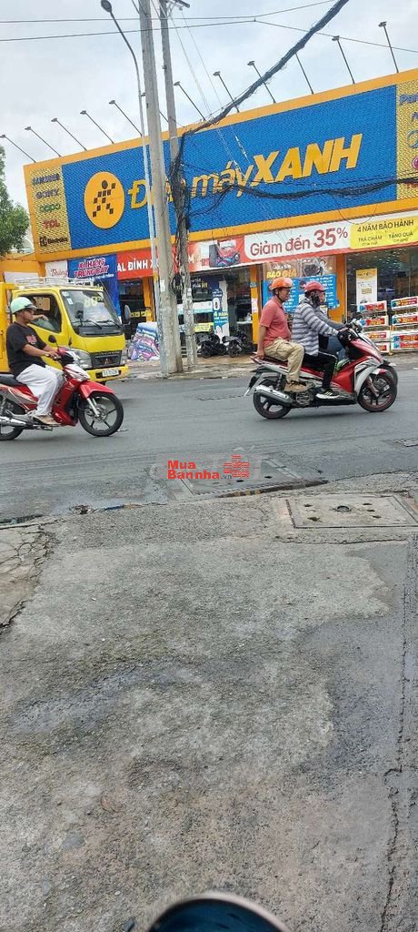 Cần bán gấp căn nhà 1 lầu ngay Bách Hóa Xanh Nguyễn Sơn-Thoại Ngọc Hầu