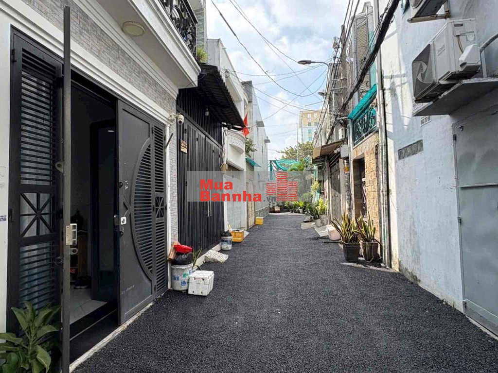 Bán nhà view cityland ngay Lotte