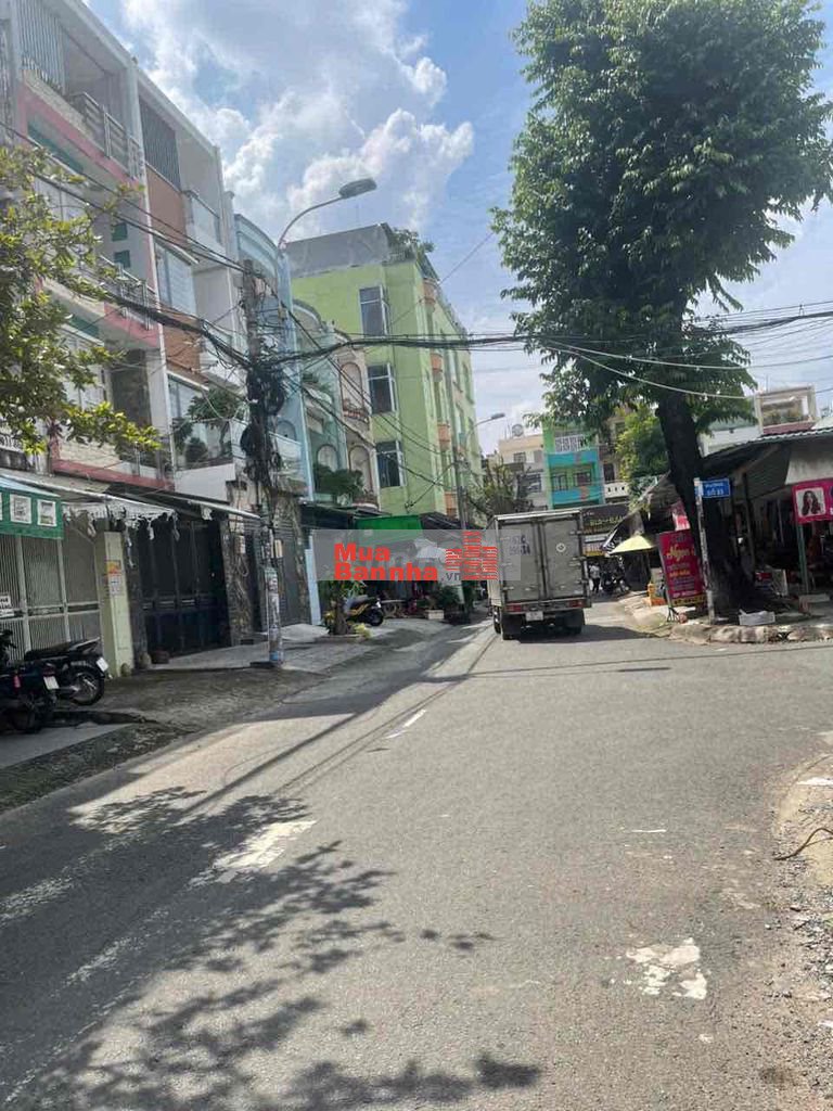 Nhà mặt tiền khu tên lửa 4.5x20m 2 lầu sân thượng giá 12.8tỷ có TL