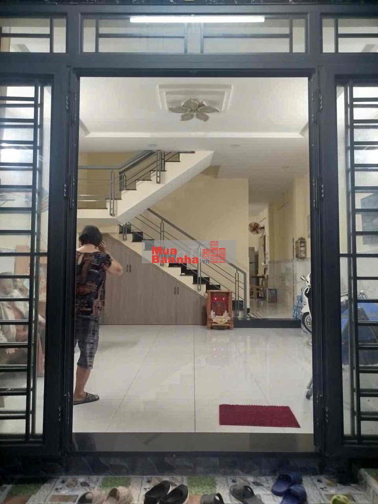 Nhà 1 lầu đẹp 5x15m Shr đg ô tô 1/30m đg nhựa gần Lê Thị Hà.