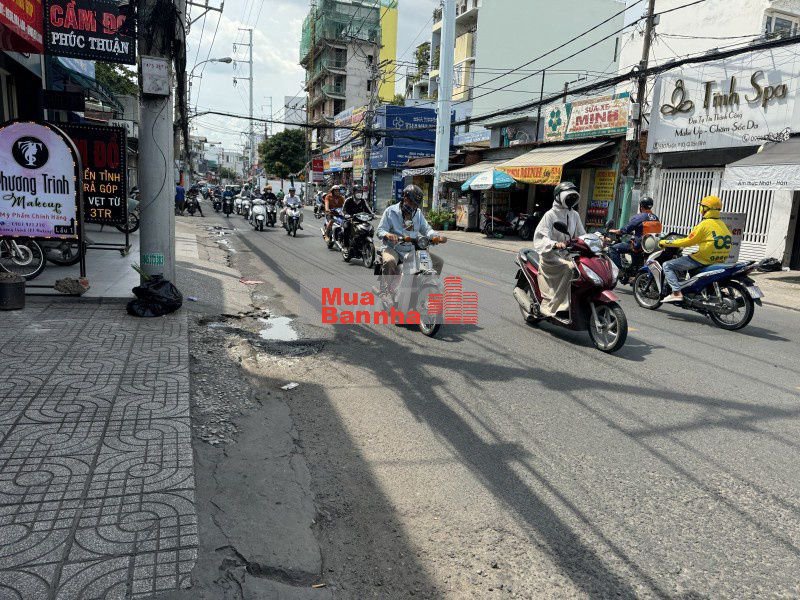 Bán nhà đường Âu Cơ, quận Tân Phú