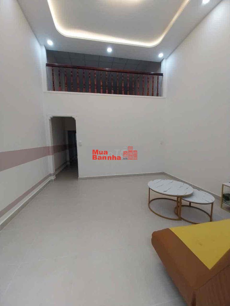 nhà đúc lửng phường 15 tân bình dt: 56m2
