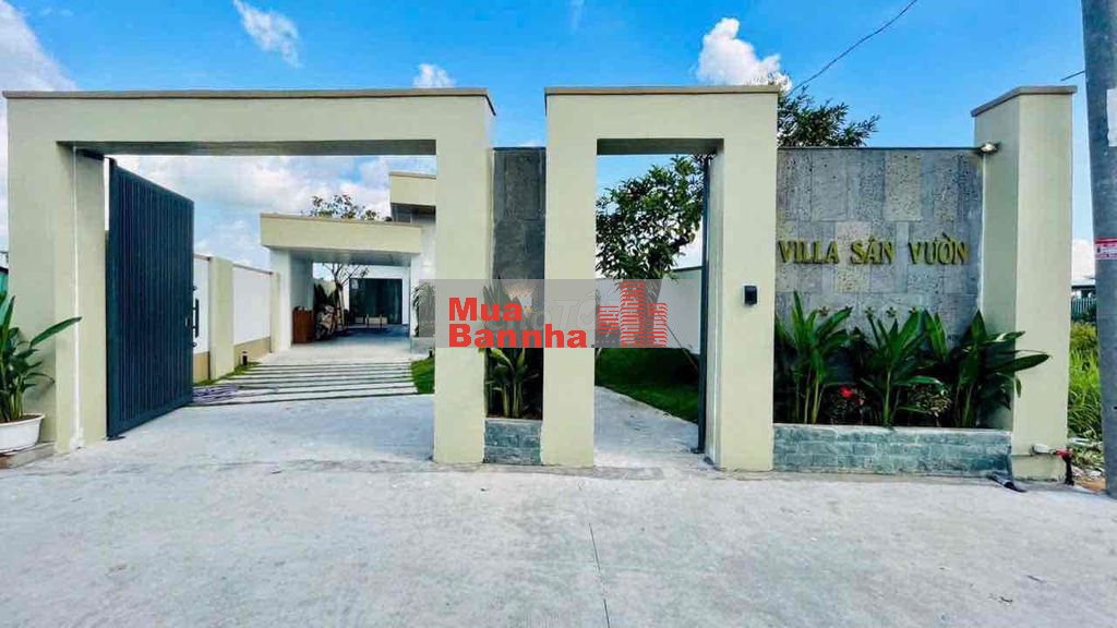 2 tỏi mấy mà có nhà villa sân vườn hồ bơi ngay vùng ven sài gòn