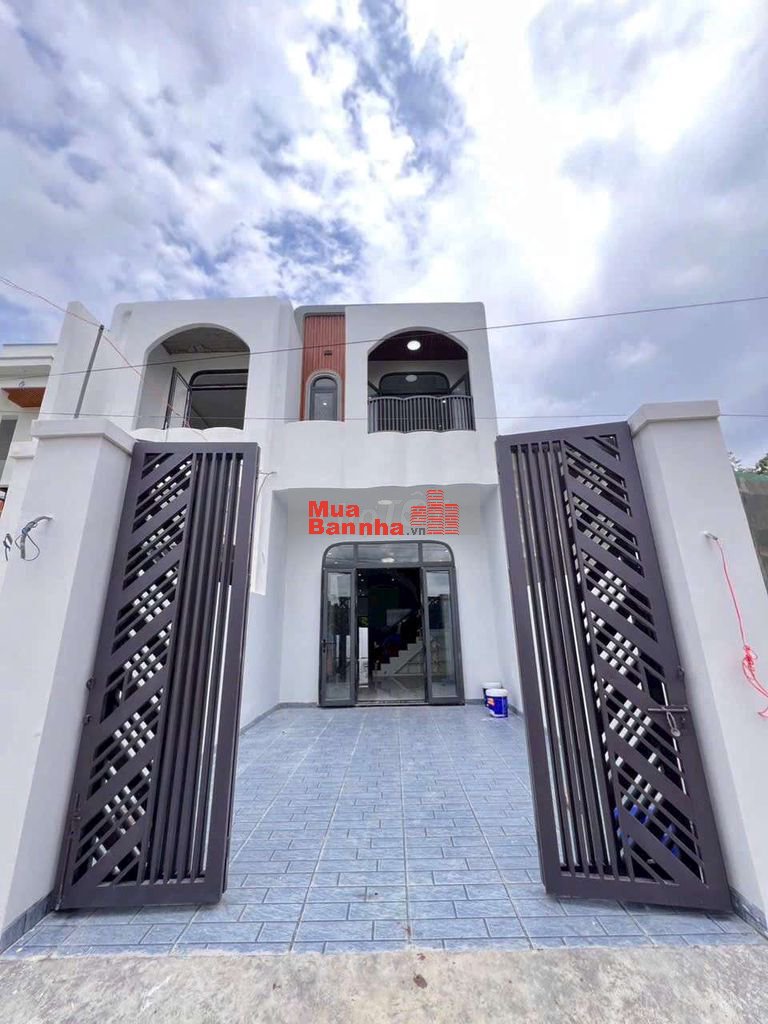 Nhà phố hiện đại ngay trung tâm Phường Tân Triều, gần chợ, Ủy ban