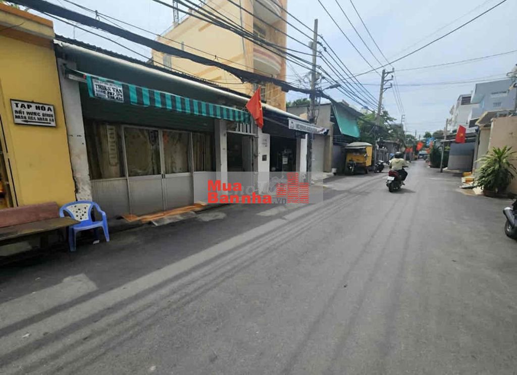 BÁN NHÀ CÓ DÃY TRỌ NGANG 5m HẼM XE HƠI TRÁNH PHẠM HỮU LẦU QUẬN 7 8,9Ty