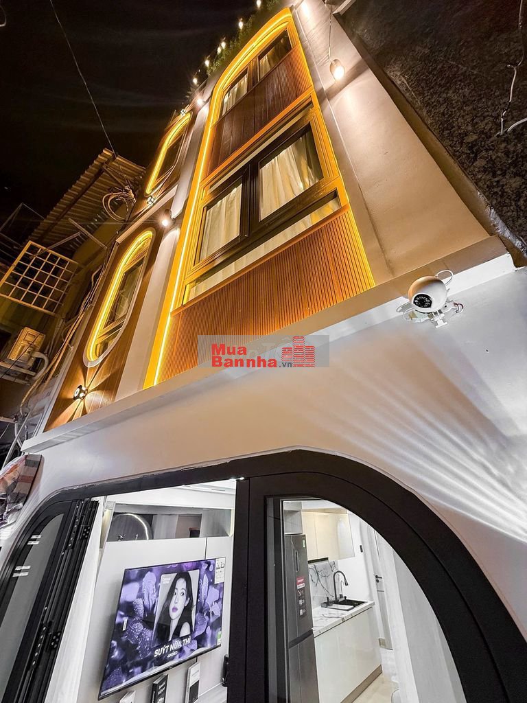 🏠 4 Tầng BTCT- CMT8 - P.Nhiêu Lộc-Q3 - Full nội thất