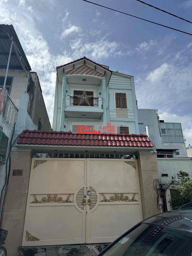 Bán nhà mặt tiền đường Văn Thân