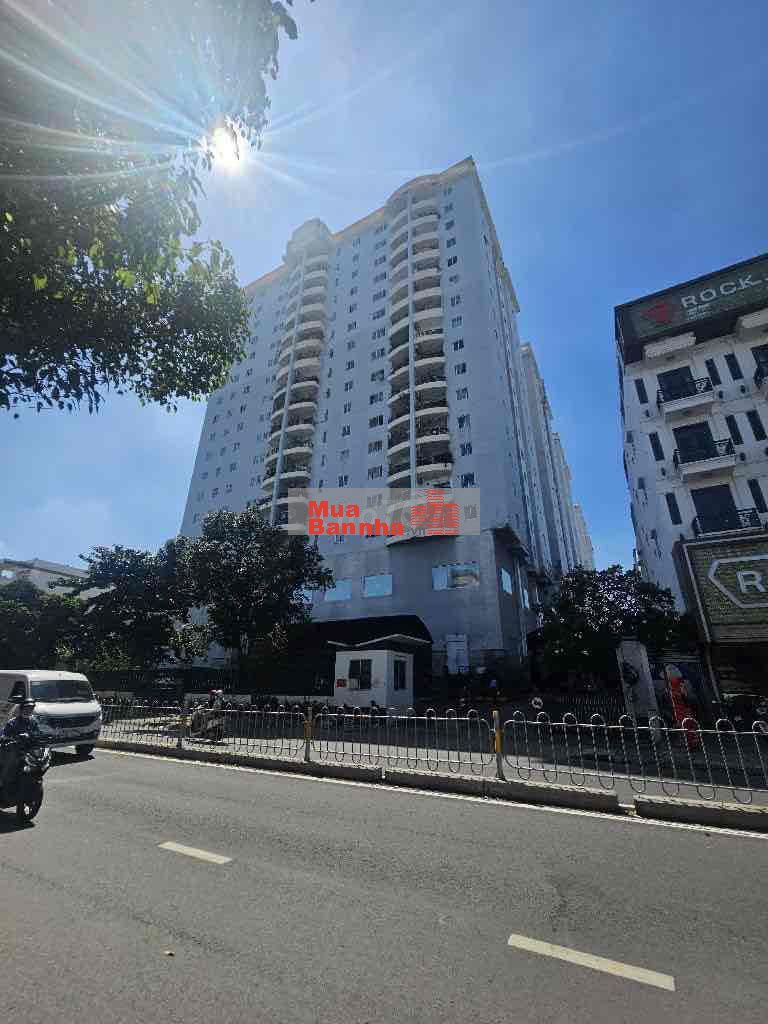 BÁN GẤP DÃY TRỌ NGAY ĐƯỜNG NGUYỄN SƠN-OTO ĐỖ CỬA-CHỈ 90TR/M2