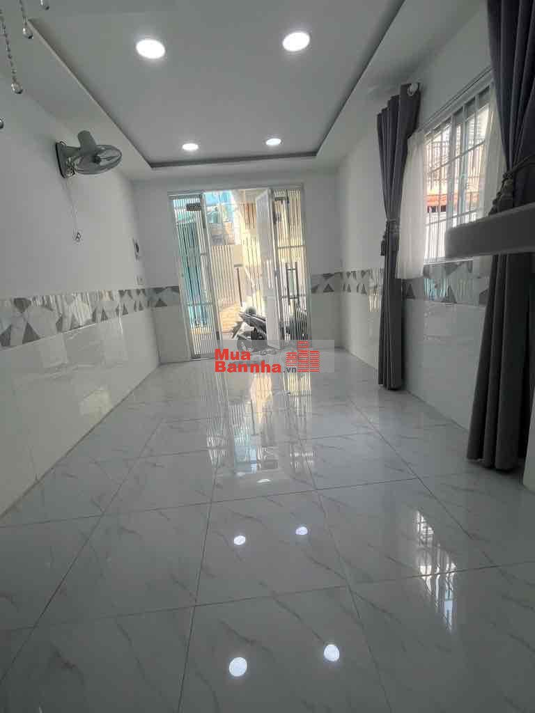 THỞ OXY BÁN CĂN GÓC 2MT-TÂN HƯƠNG-NHÀ MỚI ĐẸP-2 TẦNG