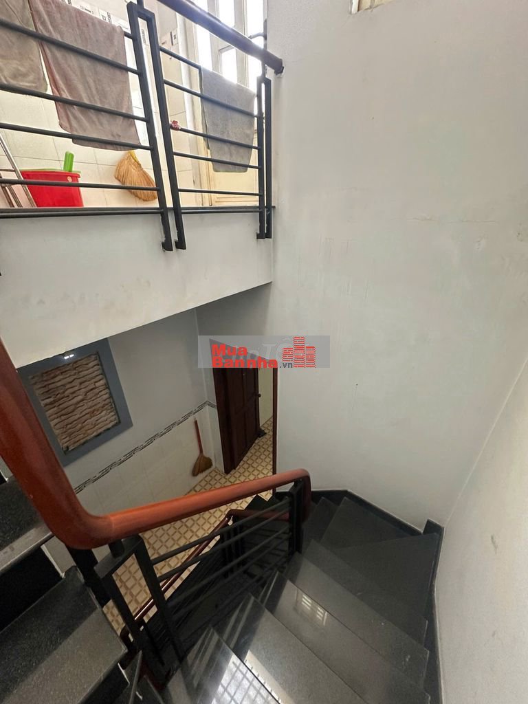 Nhà Tùng Thiện Vương 3 X 11 SÁT MT ĐƯỜNG TÙNG THIỆN VƯƠNG