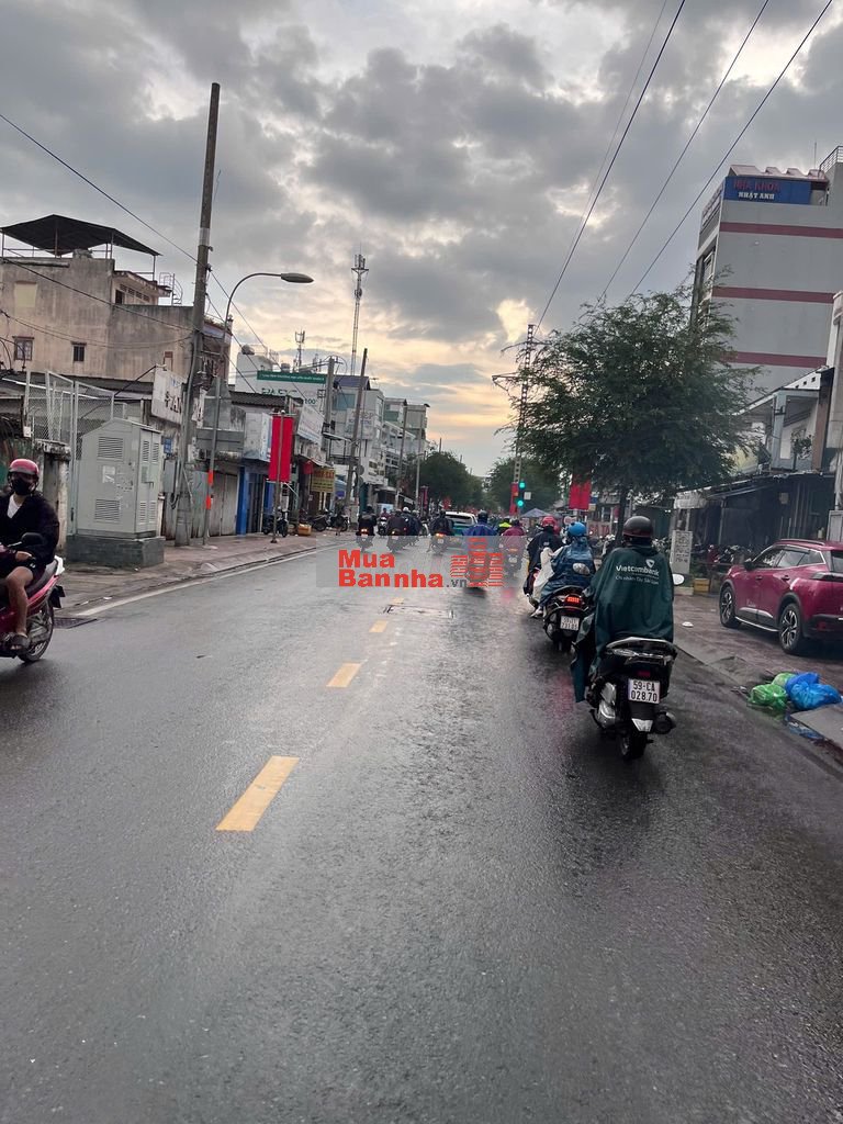 Bán nhà sát mặt tiền Phạm Thế Hiển P4 giá 7 tỷ 2