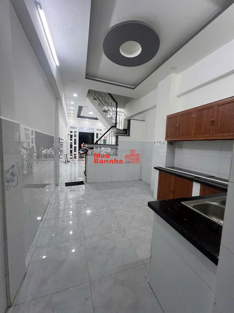 NHÀ MT 4M NGAY ĐƯỜNG ÂU DƯƠNG LÂN GIÁ 5 TỶ 180TR