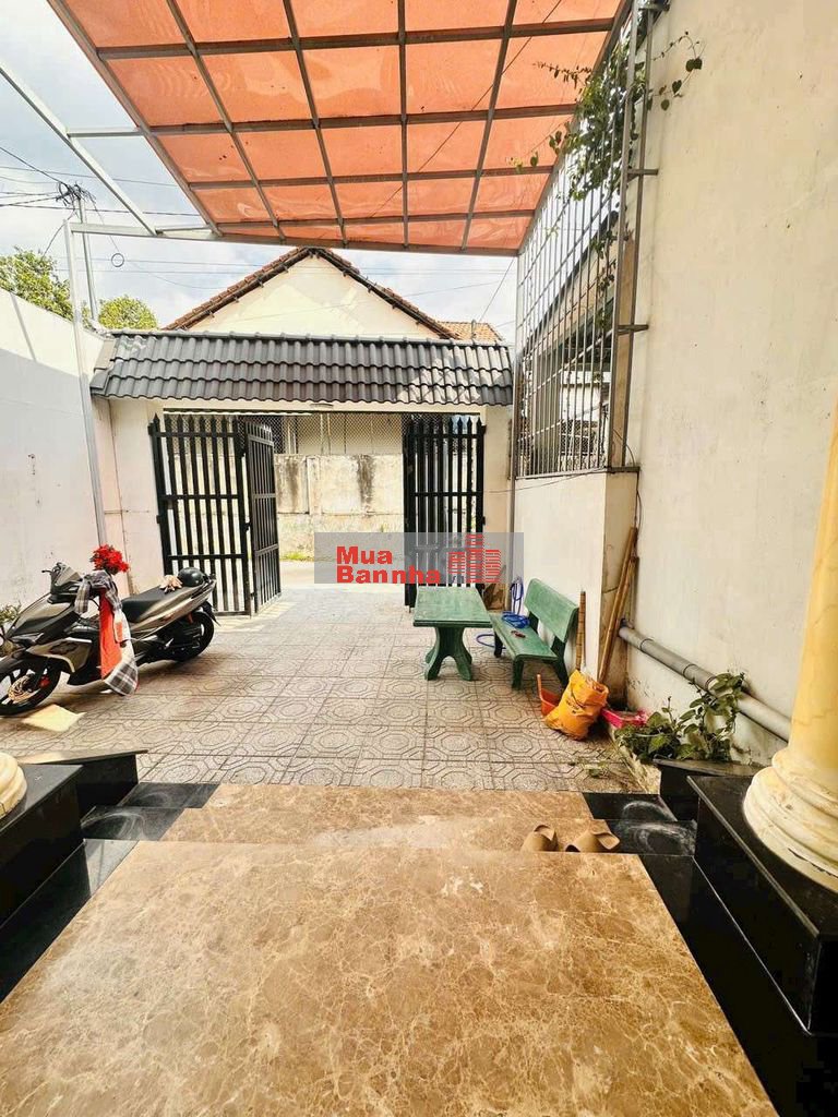 Nhà phố Chính Chủ đường Nguyễn Đức Thuận