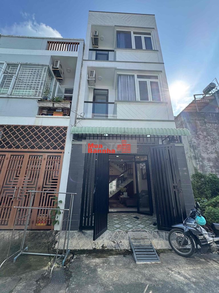 nhà 3 tầng HXH , sát bên Lò Lu, Lã Xuân Oai, Quận 9 , nhỉnh 5 tỷ