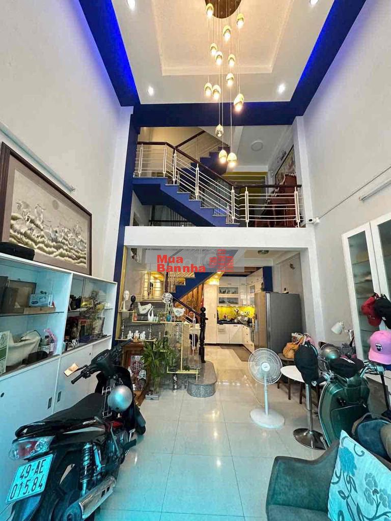 HẺM XE TẢI THÍCH QUẢNG ĐỨC - 50M2 - 5 TẦNG - 4.5 x 11M - GIÁ 10.9 TỶ