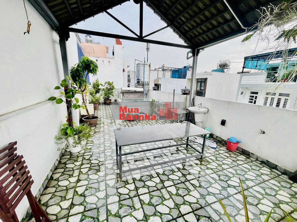 HIẾM, KHU PHÂN LÔ, HẺM XE TẢI THÔNG, NHÀ 4 TẦNG, 4 PN,GIÁ CHỈ 9.9 TỶ.