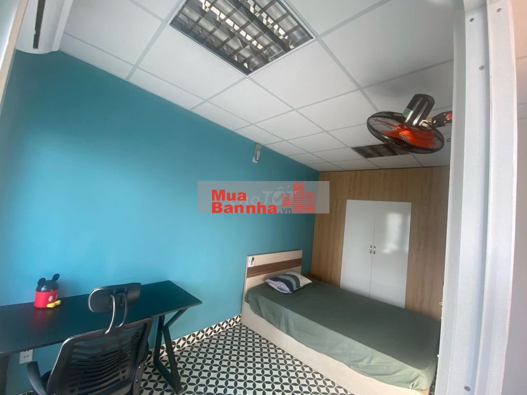 SIÊU PHẨM QUẬN 1 XÁCH VALI VÀO Ở NGAY 5 TẦNG CÁCH VÀI CĂN RA MẶT TIỀN