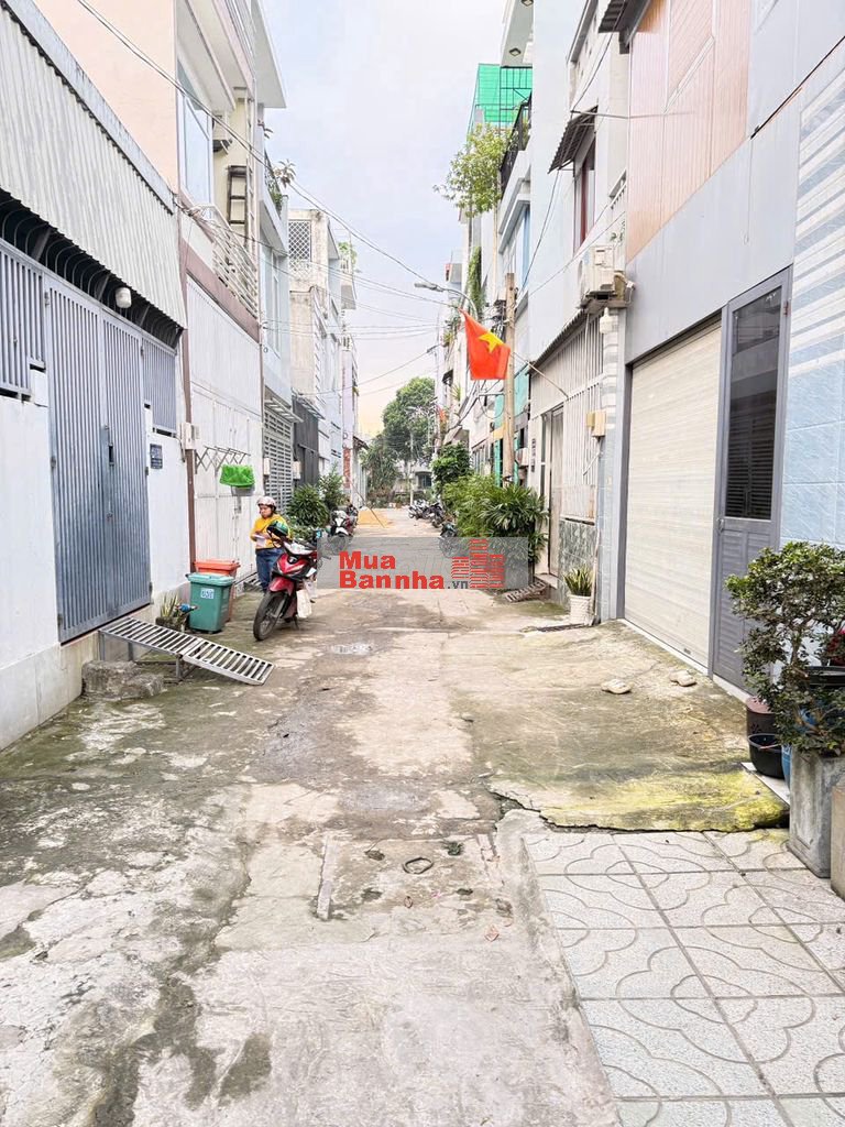 BÁN NHÀ HXH ĐS8, LINH XUÂN , DT 52M2 2 TẦNG 3PN, G.I.Á CHỈ 4.1 TỶ