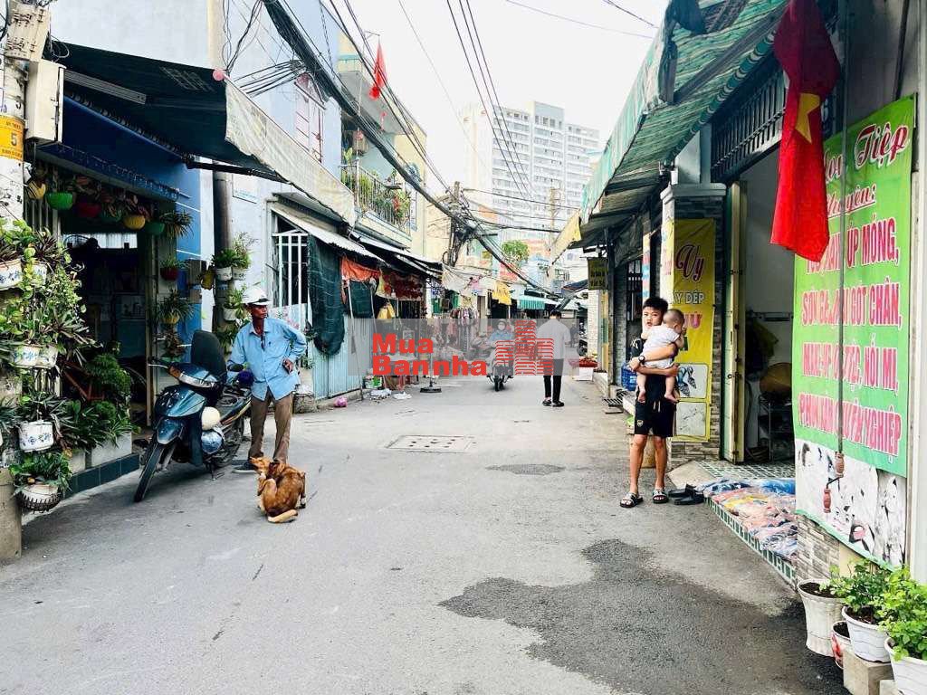 BÁN NHÀ GIÁ TỐT Q2