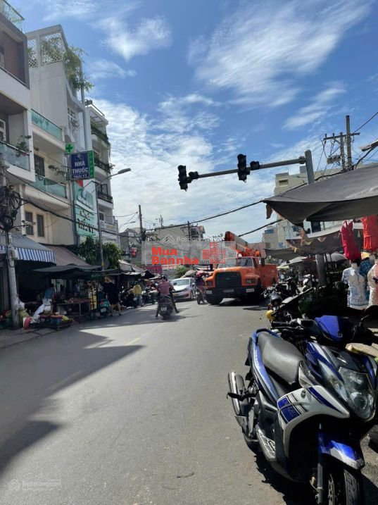 MT ngay chợ Phạm Văn bạch 4x20m 1T1L 2MT hẻm trước sau. Chỉ 12.85 tỷ