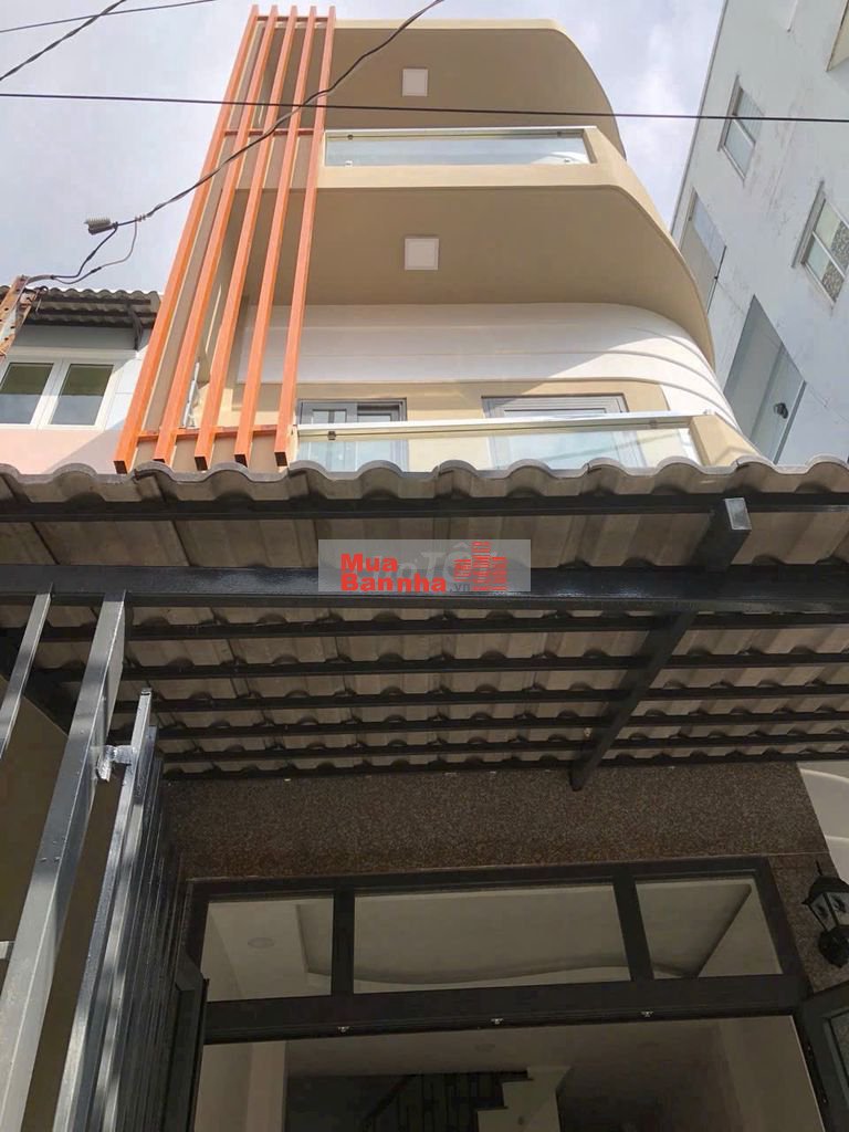 Bán căn góc đường xe tải 493 CMT8 nhà mới đẹp 3 tầng