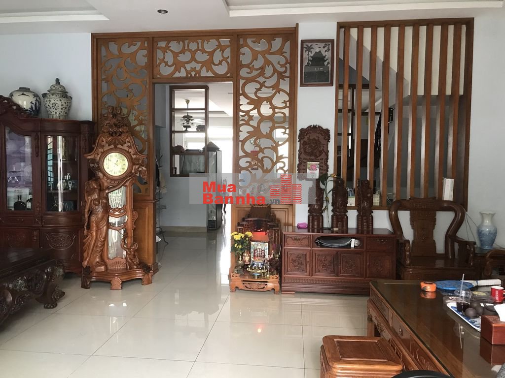 Bán gấp BT Thủ Đức House gần sông DT 184 m2, 3 lầu Nhỉnh 30 Tỷ