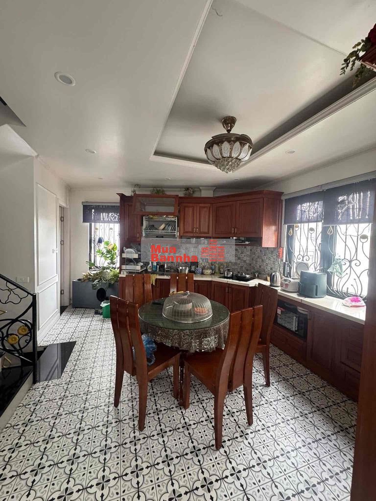 TRUNG TÂM TÂY HỒ - NHÀ 7 TẦNG ĐẸP HIẾM - 2 MẶT THOÁNG - OTO VÀO NHÀ