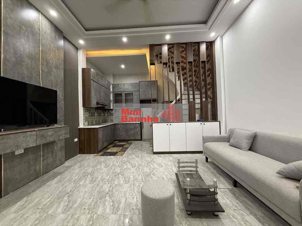 TRƯƠNG ĐỊNH - 3 Bước ra ô tô- DT30m2 x 6 tầng - MT 4.2m