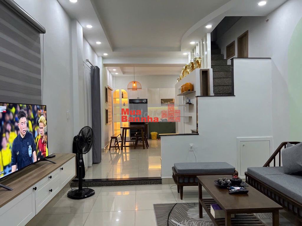 Chủ gấp bán nhà mới ở ngay Tân Sơn Nhì, 4.1 x 13m, hẻm xe hơi 6m