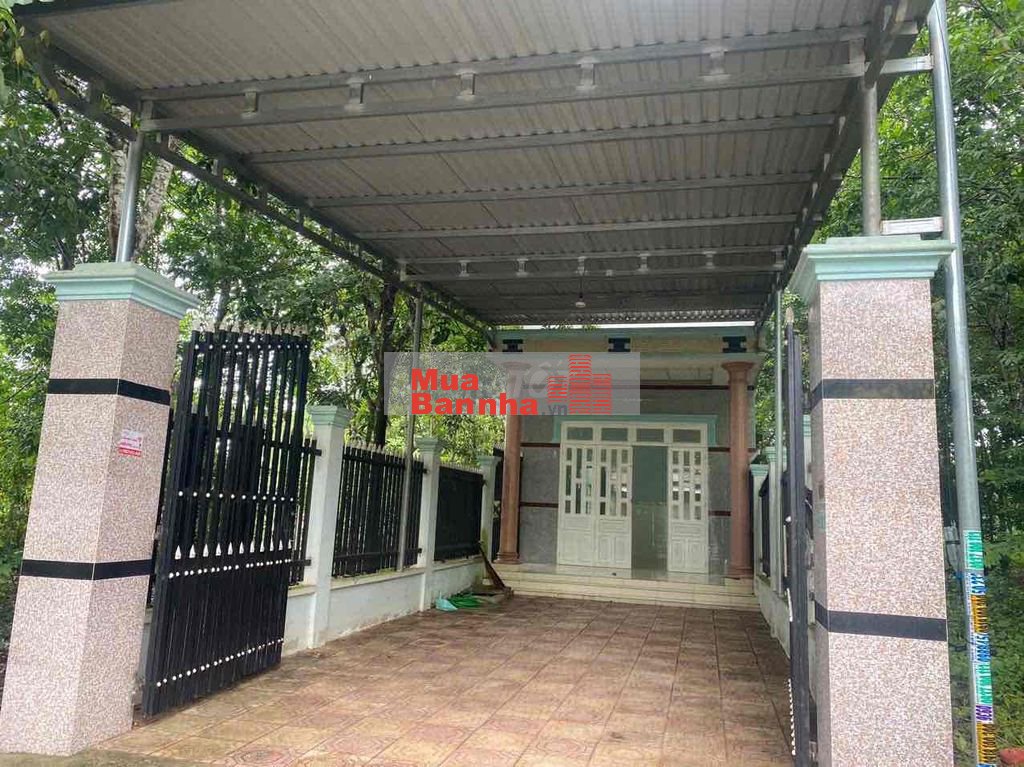 Bán gấp nhà Lai Uyên, Bàu Bàng Mặt tiền đường nhựa thông, giá 2 tỷ