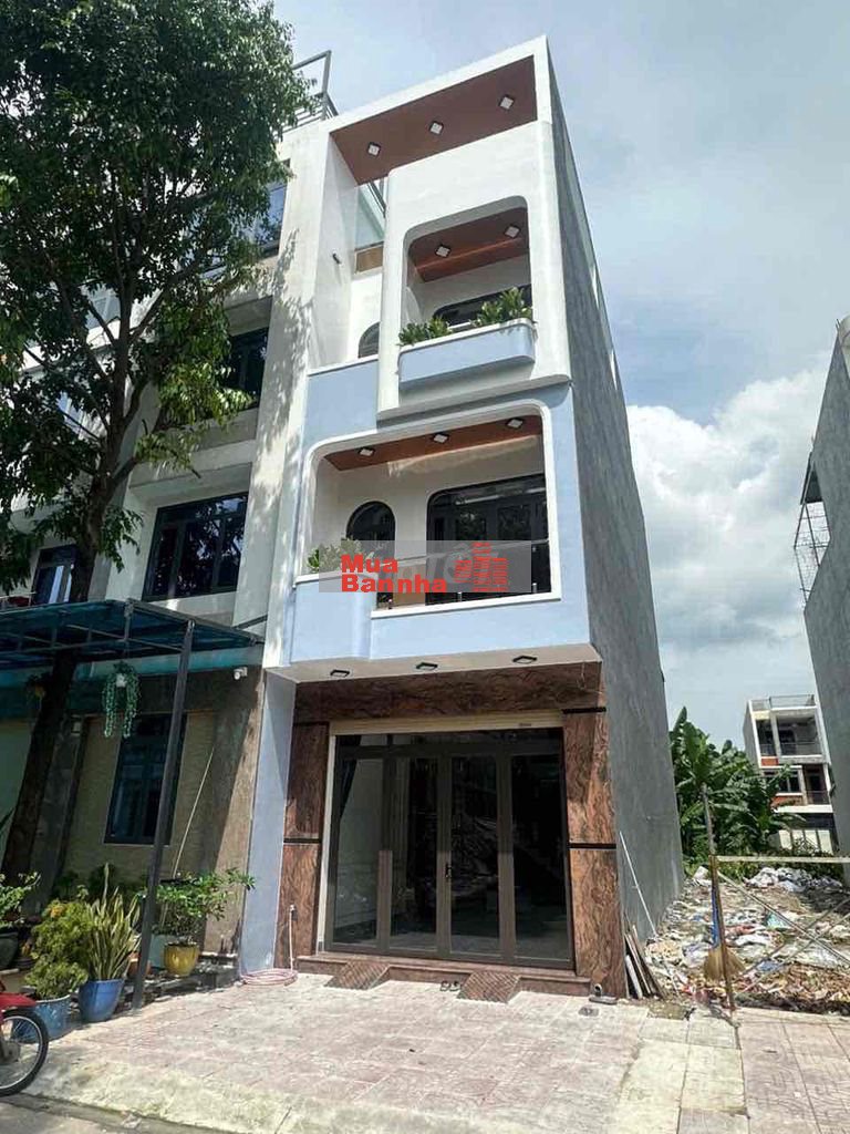 BÁN NHÀ 3 Lầu Bình Hoà - Bình Dương - Gần chợ 434
