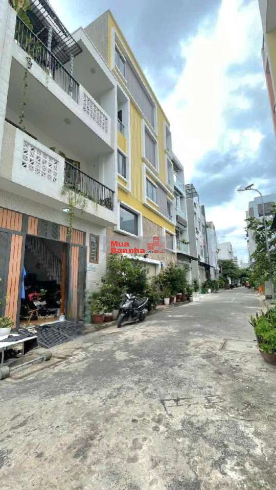 HXH QUAY ĐẦU – NHÀ 3 TẦNG LÊ TRỌNG TẤN - GẦN AEON T PHÚ - NGANG 5.1M