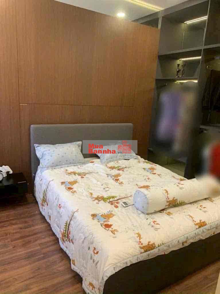 NGANG KHỦNG 14M HƠN 200m2 TN 40tr/tháng chỉ 12Ty., TT Quận 7 Huỳnh Tấn