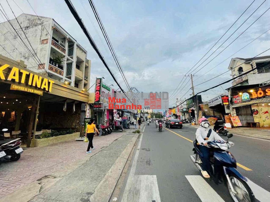 NHÀ C4 NGANG 8.2M -NGAY KHA VẠN CÂN- HOÀNG DIỆU 2- HẺM THÔNG OTO 150M2