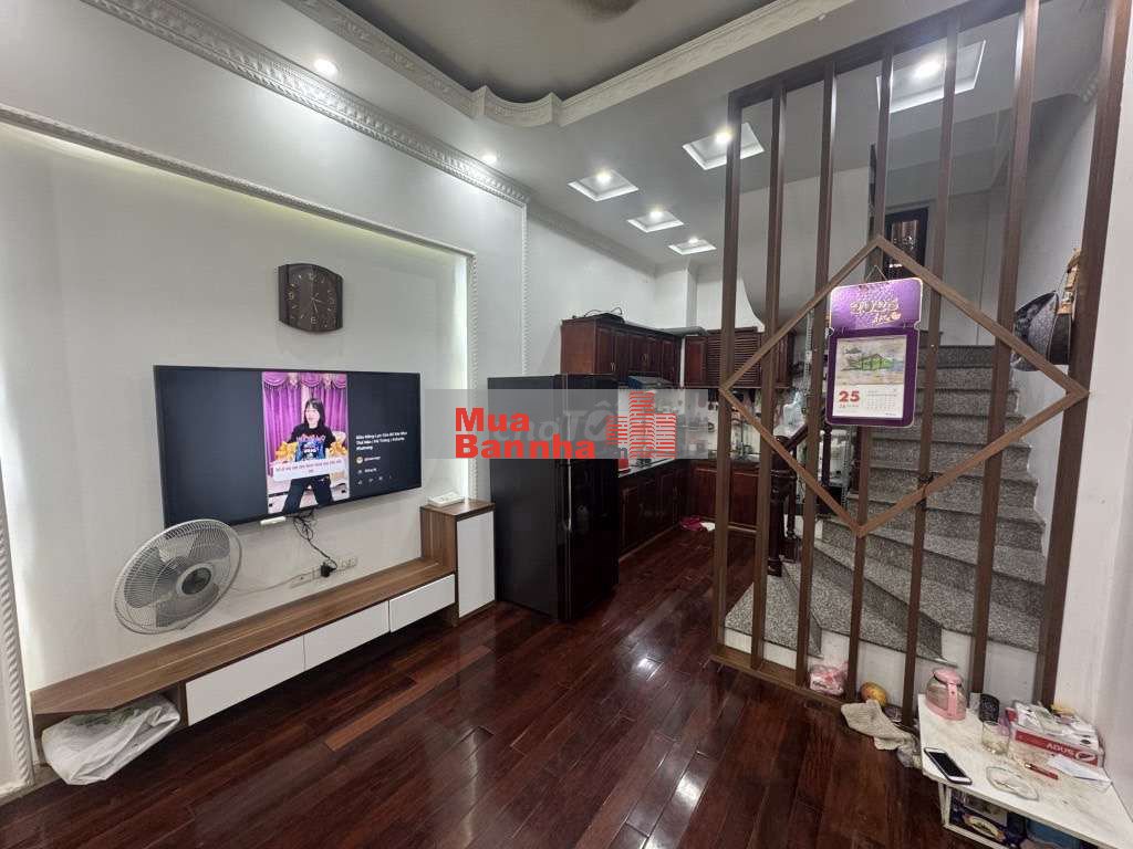 Bán gấp nhà Yên Nghĩa, oto ,ngõ thông 2 thoáng trước sau.