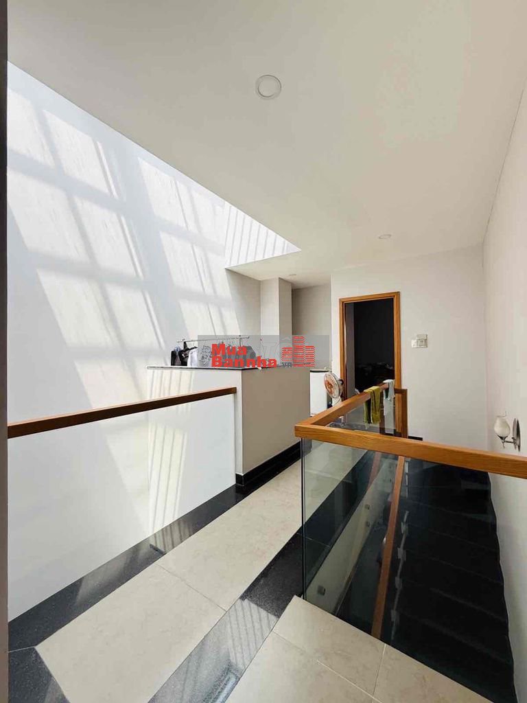 🏠NHÀ ĐẸP 64m2 (4x16M) - HẺM 5M - 3 TẦNG - 3 PN MASTER - GIÁP QUẬN 6,8