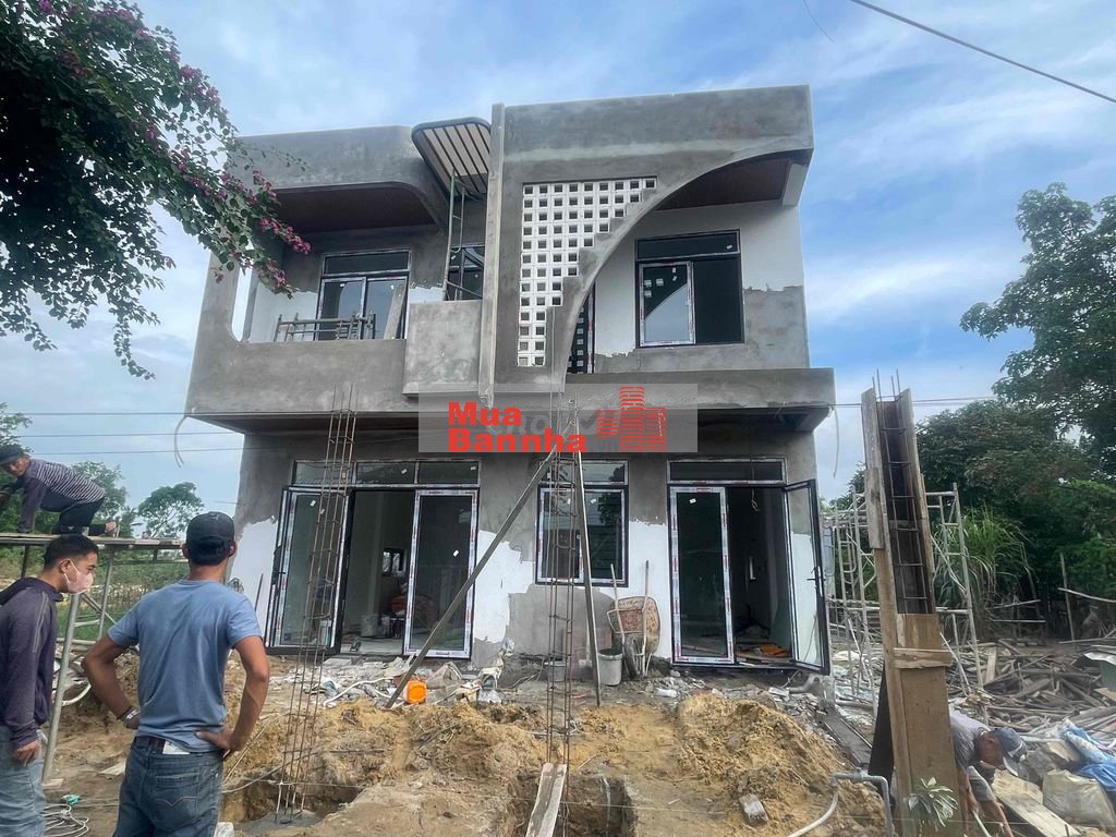 Cần bán căn nhà mới xây đầy tiện ích