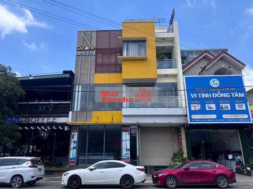 cần bán căn nhà nằm trục chính d1 kdc vietsing dt 10x20 full thổ cư