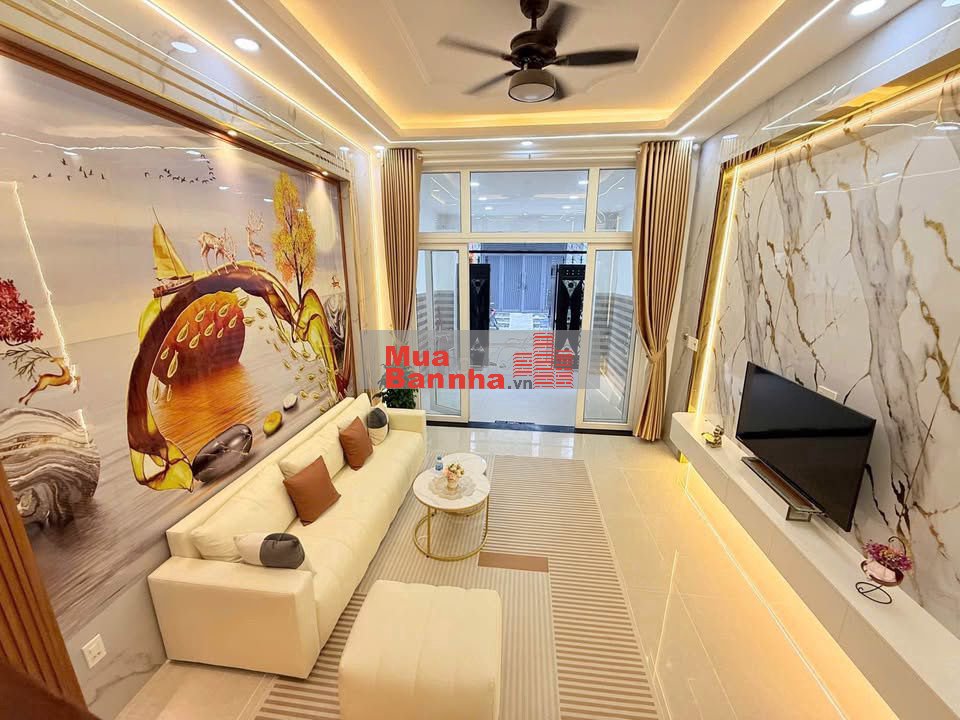 Bán nhà Nguyễn Thái Học 50m2 vị trí đẹp cách mặt phố vài bước 16.5 tỷ