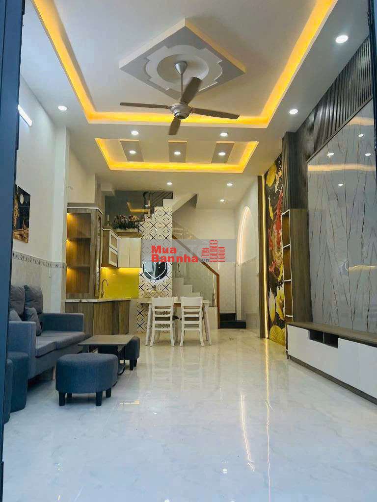 Chỉ: 4,5 tỷ.Nhà đẹp xách vali ở ngay Lê Văn Qưới. 4 Xã. 2 tầng. Dt:44m