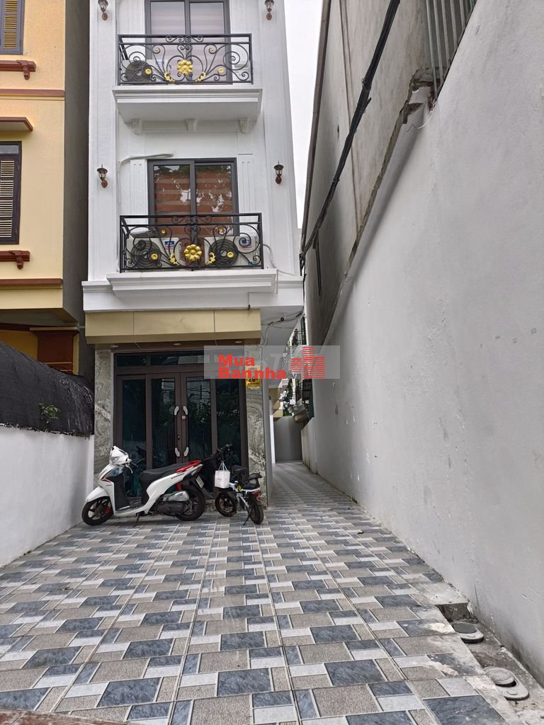 NHÀ MỚI 35M, TRƯỚC NHÀ 4M, Ô TÔ THÔNG CÁCH 15M, AEON 4P ĐI XE