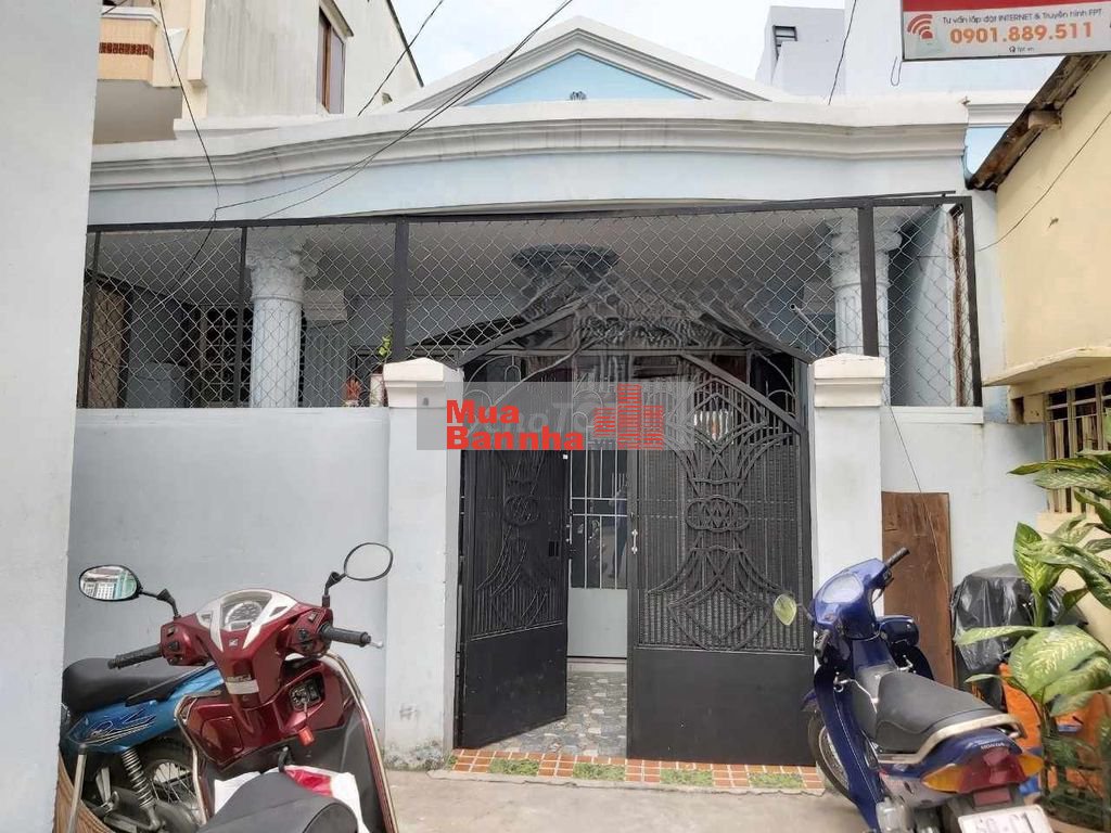 Nhà bán 98m2, 3 phòng ngủ, đường Tôn Thất Thuyết, Quận 4