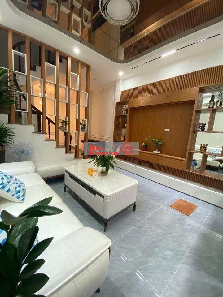 Chỉ 4.8 Tỷ tỷ Bán Gấp Nhà An Khánh Hoài Đức, xây 5 tầng, ngõ nông rộng